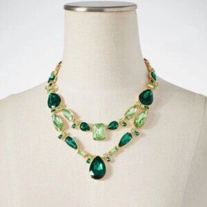 TALBOTS NECKLACE SET